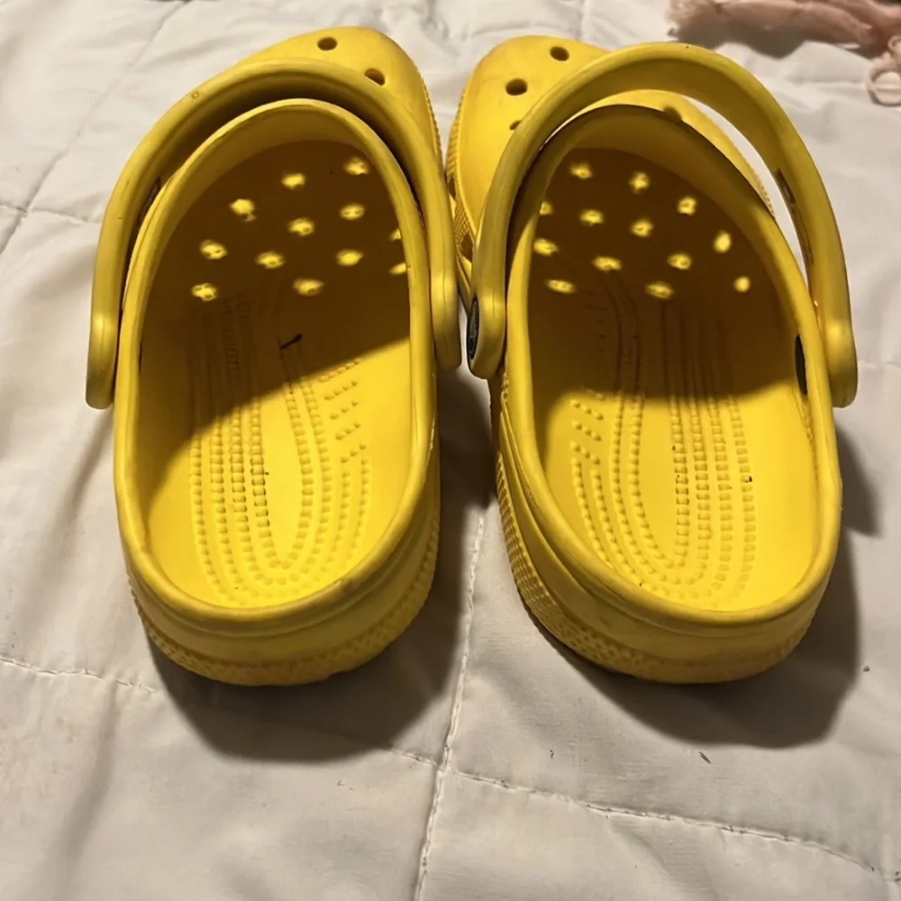 Yellow Crocs - Picture 3 of 3